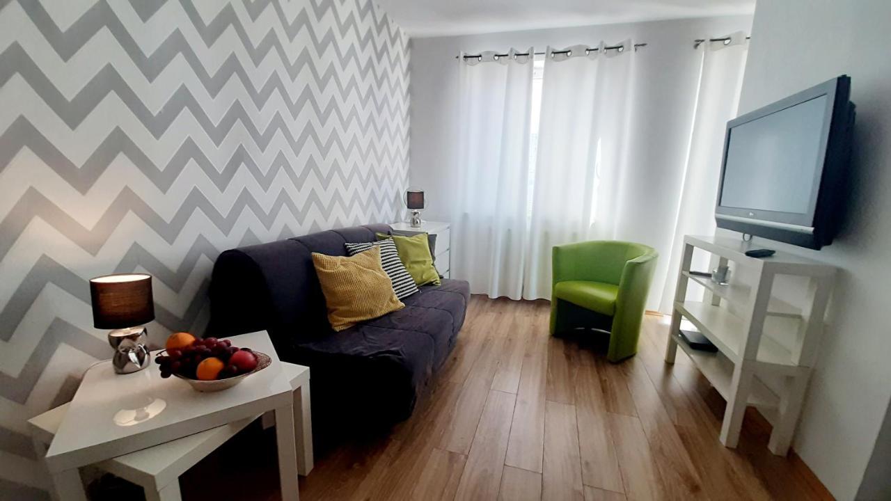 Apartament Z Balkonem I Bezplatnym Parkingiem Gdańsk Eksteriør bilde